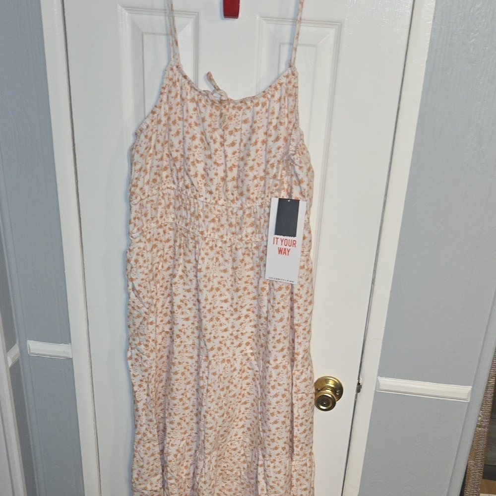 Celebrity Pink Floral Patterned Dress